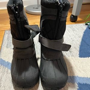 Boys snow/weather boots